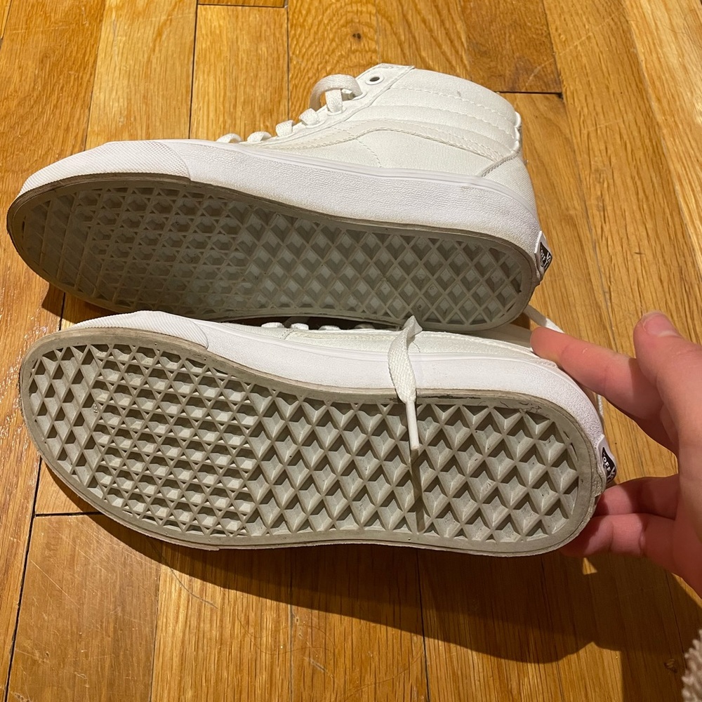 White Vans high tops - Picture 3 of 4